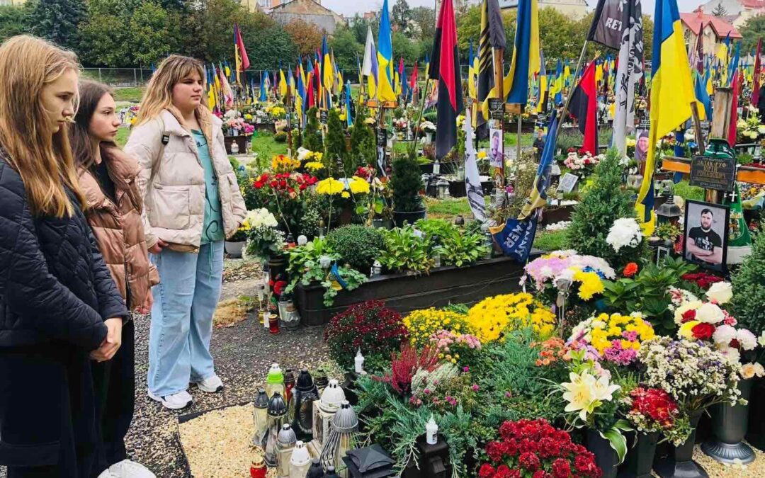 Члени учнівського самоврядування взяли участь у заході «Дякуємо наші герої»
