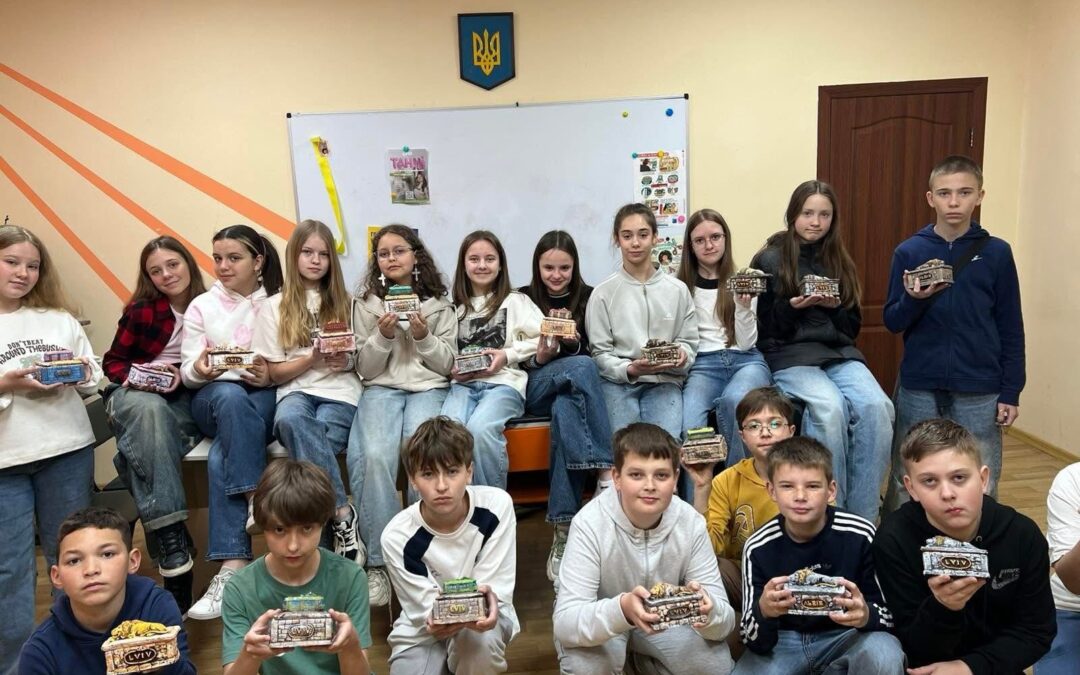 Наближається свято День матері….